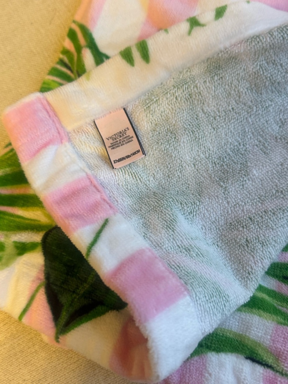Victoria's Secret Body Wrap Towel - Pink Stripes With Palm Leaf Design - Picture 3 of 4